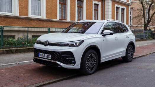 Volkswagen Tiguan R-Line 1,5 l eHybrid OPF 110 kW (150 PS) / 85 kW (115 PS)